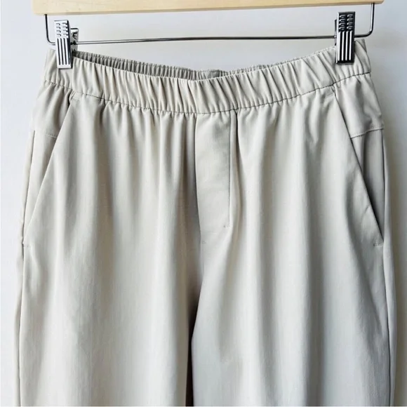 Lululemon Men ABC stretchy pull on pants, khaki, Size XS